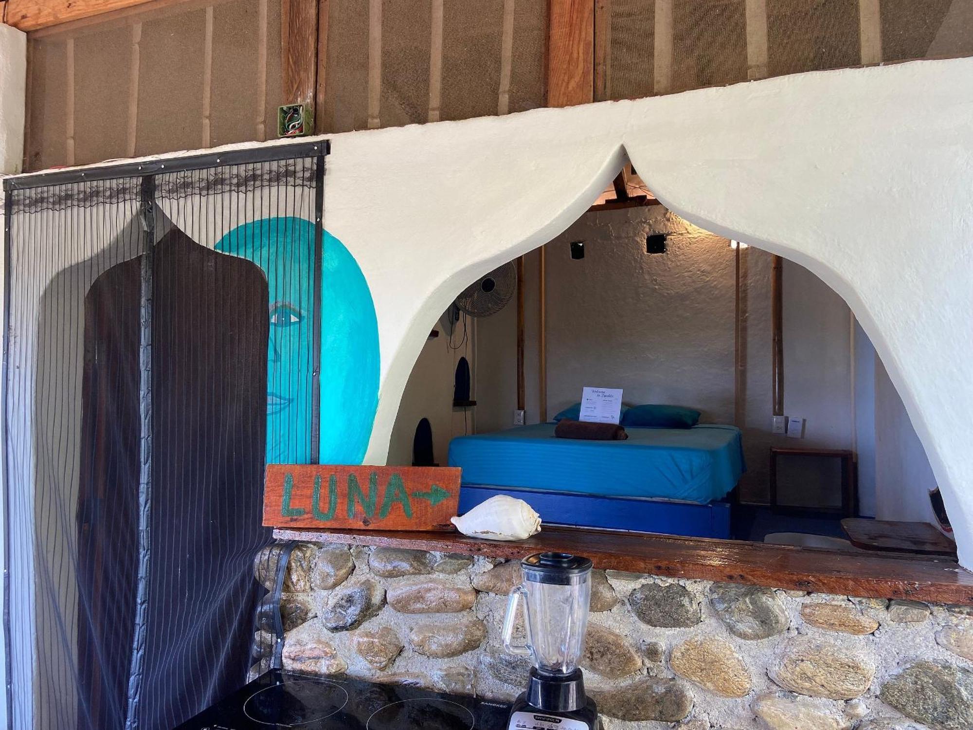 Mixtli Ecohouse, Habitaciones Sol & Luna - Starlink Internet San Pedro Pochutla エクステリア 写真